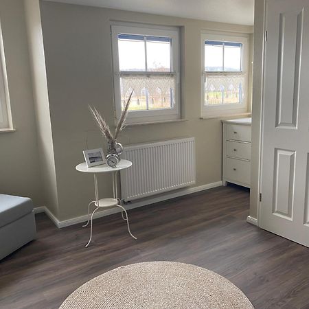 Ferienwohnung "Alter Gutshof" Huehnergott Sellin  Exteriör bild